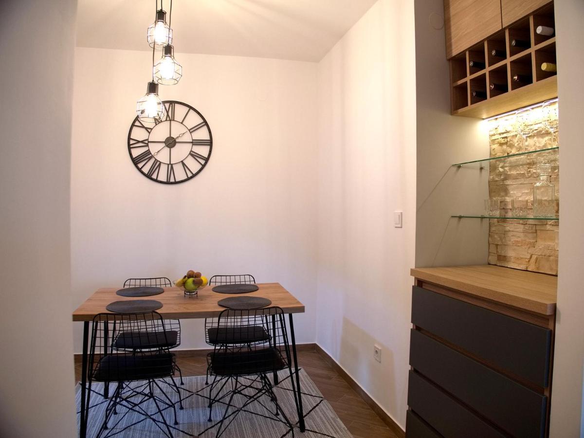 Adriatic Apartment Bar Ngoại thất bức ảnh